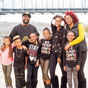 Meet your Posher, Kenneth